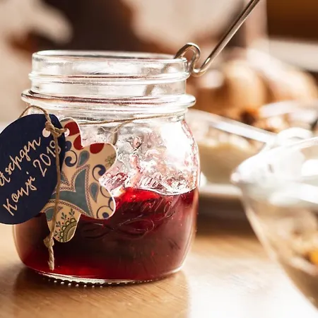 Boutique Spycher Bed & Breakfast